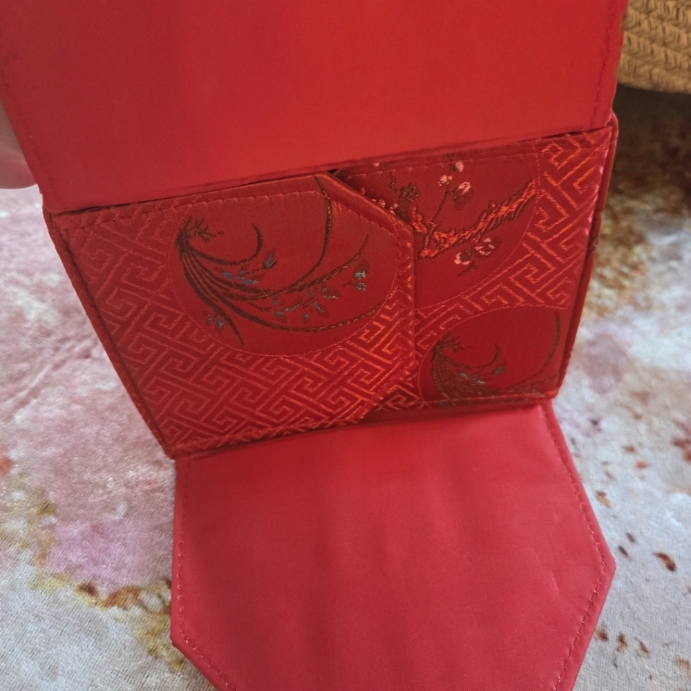 Chinese Style Takeout Red Silk Box Handbag Bamboo Handle Origami Silk Earrings - Picture 9 of 16